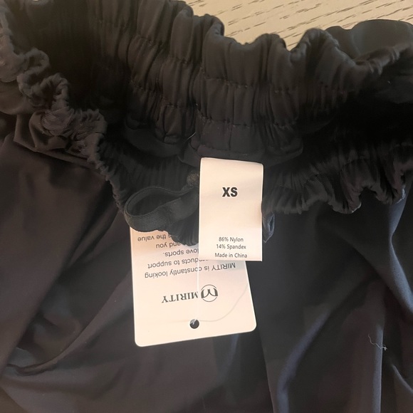 Flowly Shorts- black, new with tags Xsmall - Picture 2 of 4